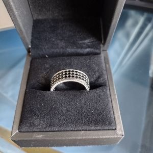 Men's Engraved Sapphire Ring
